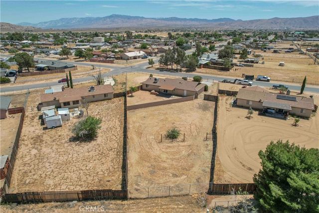 22574 Powhatan, Apple Valley, CA 92308