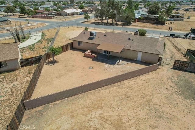 22574 Powhatan, Apple Valley, CA 92308