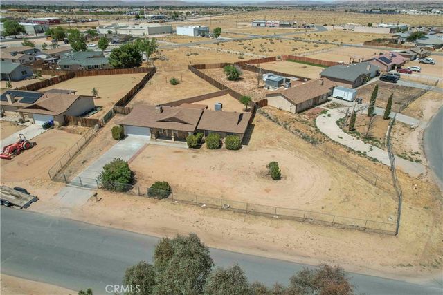 22574 Powhatan, Apple Valley, CA 92308