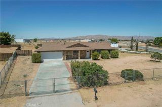 22574 Powhatan, Apple Valley, CA 92308