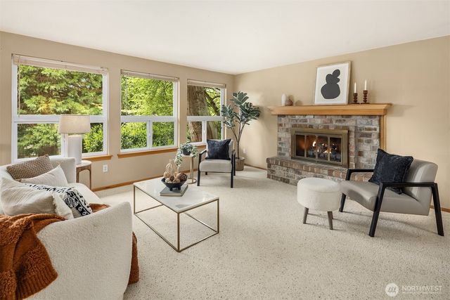 12016 106th Avenue NE, Kirkland, WA 98034