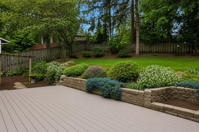 12016 106th Avenue NE, Kirkland, WA 98034