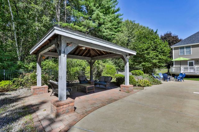 3 Hamilton Lane, Salem, NH 03079