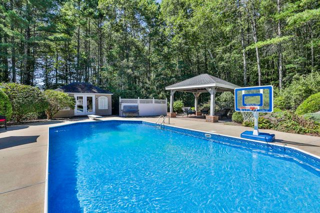 3 Hamilton Lane, Salem, NH 03079