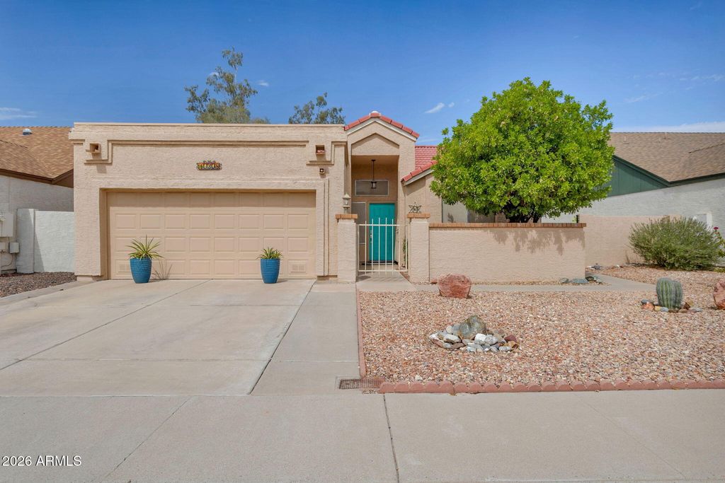10308 N 65TH Lane, Glendale, AZ 85302 — exterior