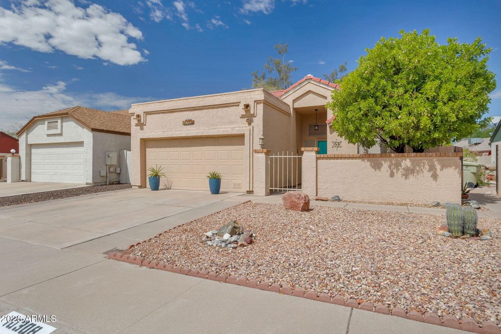10308 N 65TH Lane, Glendale, AZ 85302 — photo 2