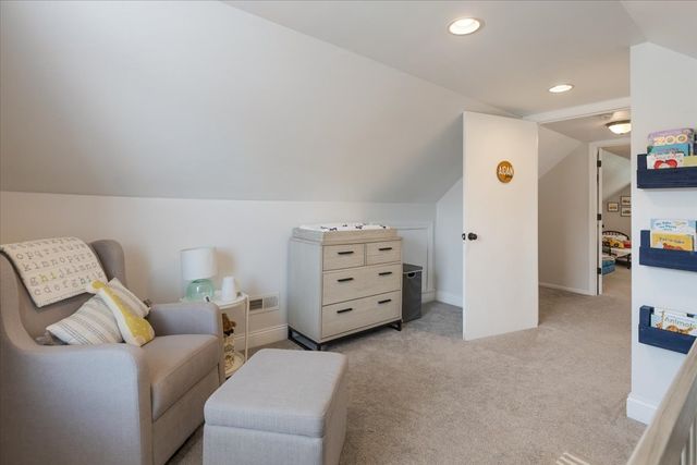 5404 N Natoma Avenue, Chicago, IL 60656