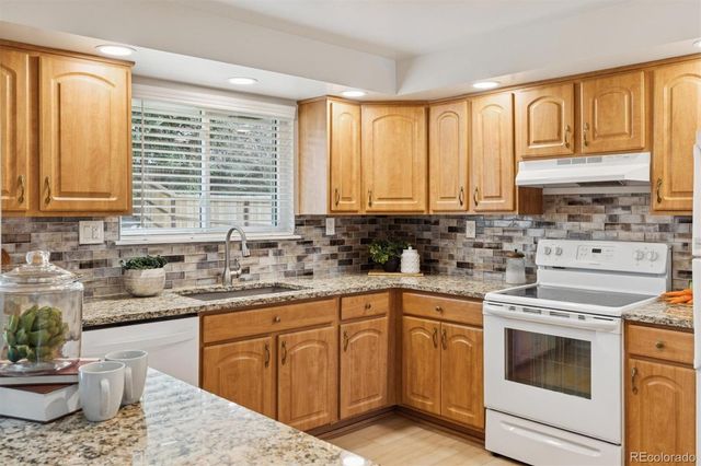 7116 S Dexter Street, Centennial, CO 80122