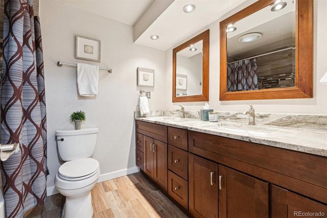 7116 S Dexter Street, Centennial, CO 80122