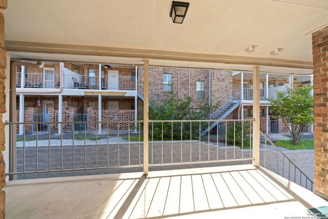 5359 Fredericksburg Rd Apt 808, San Antonio, TX 78229
