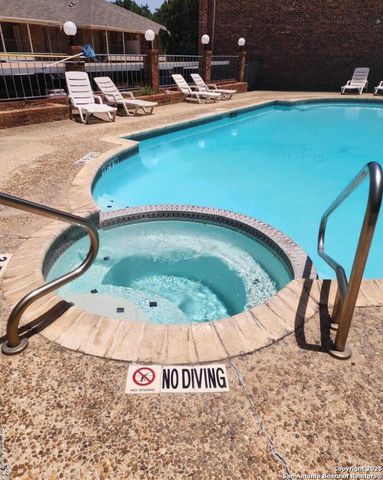 5359 Fredericksburg Rd Apt 808, San Antonio, TX 78229