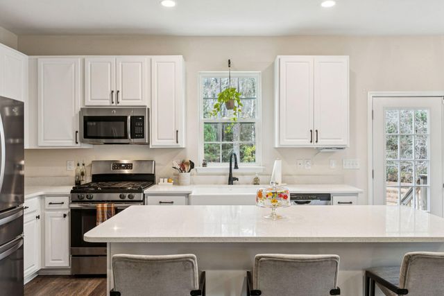 6530 Pepper Grass Trail, Ravenel, SC 29470