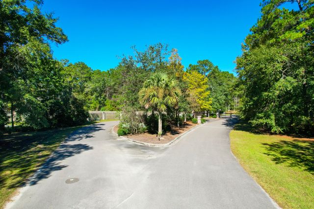 6530 Pepper Grass Trail, Ravenel, SC 29470