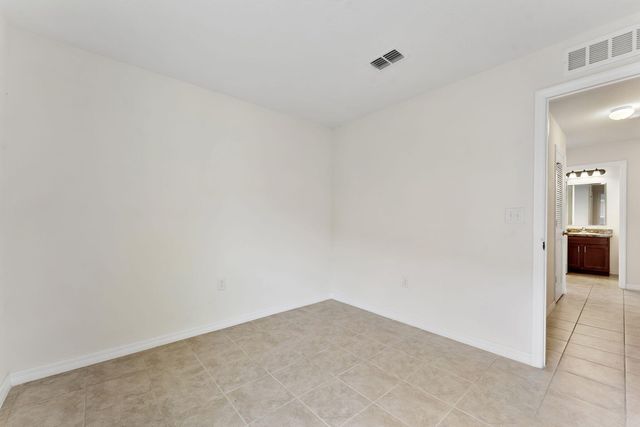 5330 NW Pine Trail Circle, Port St. Lucie, Port St Lucie, FL 34983