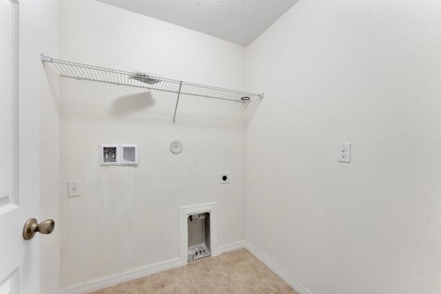 5330 NW Pine Trail Circle, Port St. Lucie, Port St Lucie, FL 34983