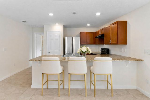 5330 NW Pine Trail Circle, Port St. Lucie, Port St Lucie, FL 34983