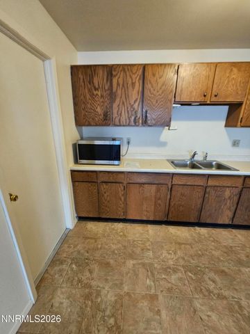 1235 W Newlands Drive, Fernley, NV 89408