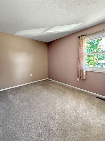 760 Riverside Drive, Battle Creek, MI 49015