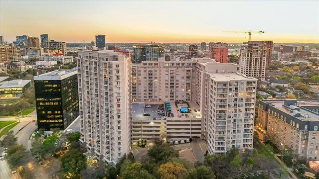 3225 Turtle Creek Boulevard 832, Dallas, TX 75219