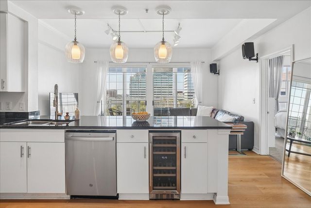 3225 Turtle Creek Boulevard 832, Dallas, TX 75219