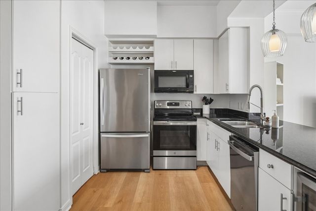 3225 Turtle Creek Boulevard 832, Dallas, TX 75219