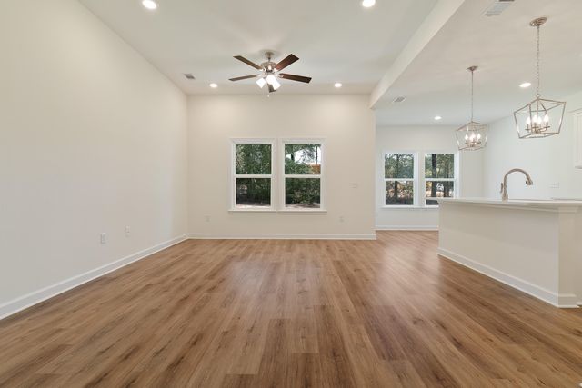 6108 Mildred's Way, Crestview, FL 32539