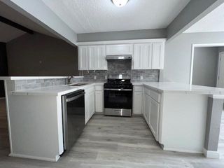 426 Irene Drive, Highlands, TX 77562