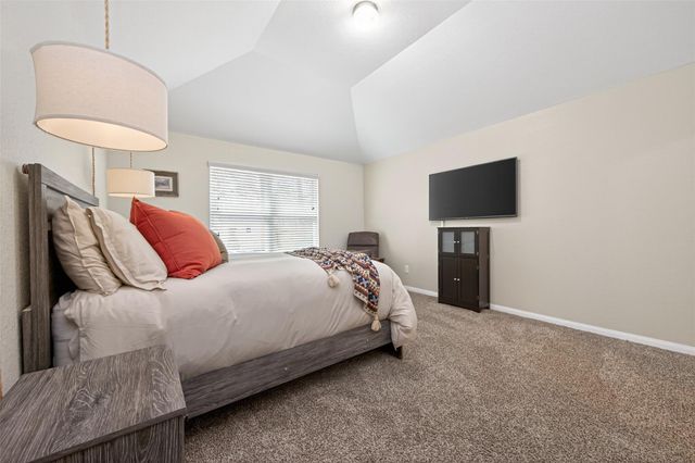 166 Cobblestone Lane, Cleveland, TX 77327