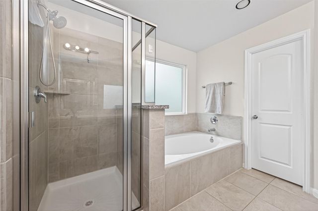 166 Cobblestone Lane, Cleveland, TX 77327