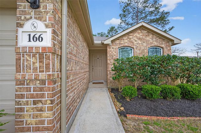 166 Cobblestone Lane, Cleveland, TX 77327
