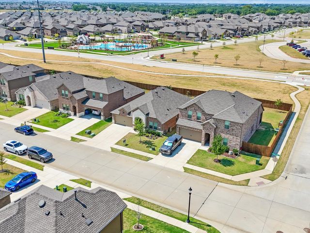 3257 Trails End Road, Aubrey, TX 76227