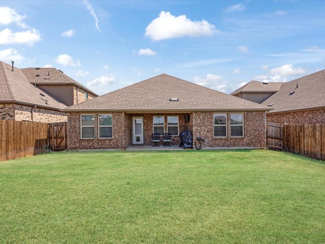 3257 Trails End Road, Aubrey, TX 76227