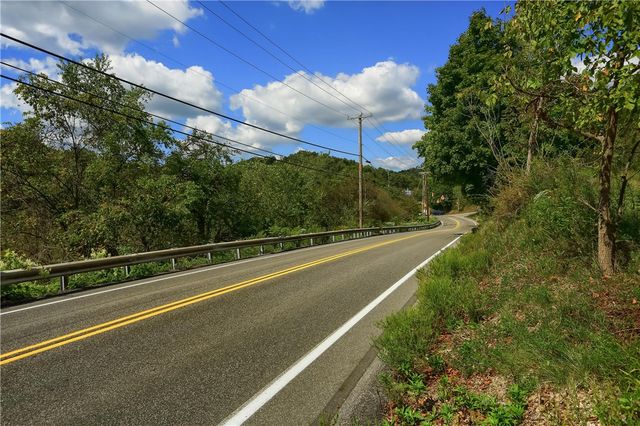 916 Mt Nebo Rd, Ohio Twp, PA 15237