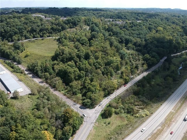 916 Mt Nebo Rd, Ohio Twp, PA 15237