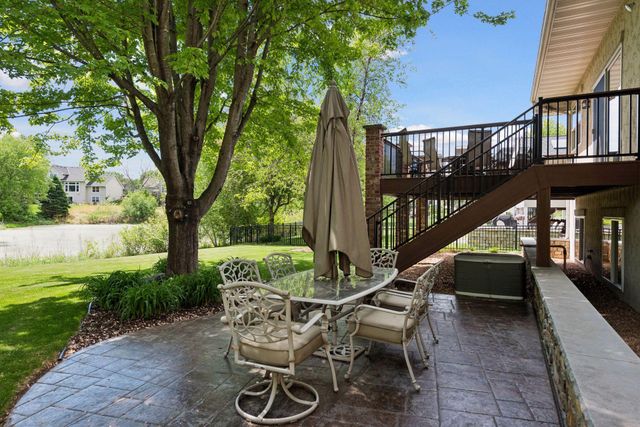 8167 Enclave Road, Woodbury, MN 55125