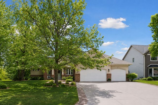 8167 Enclave Road, Woodbury, MN 55125