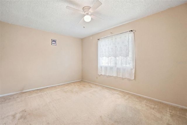 35 HICKORY TRACK WAY, Ocala, FL 34472