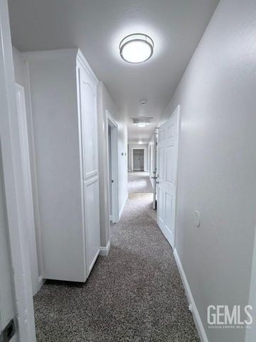 2301 Gurley Street, Bakersfield, CA 93305