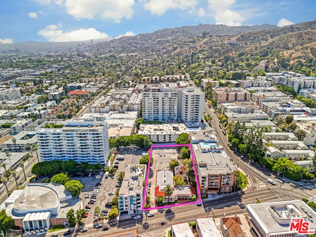 1741 N La Brea Avenue, Los Angeles, CA 90046