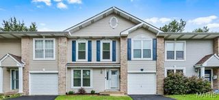8227 Swarthmore Court, University City, MO 63130