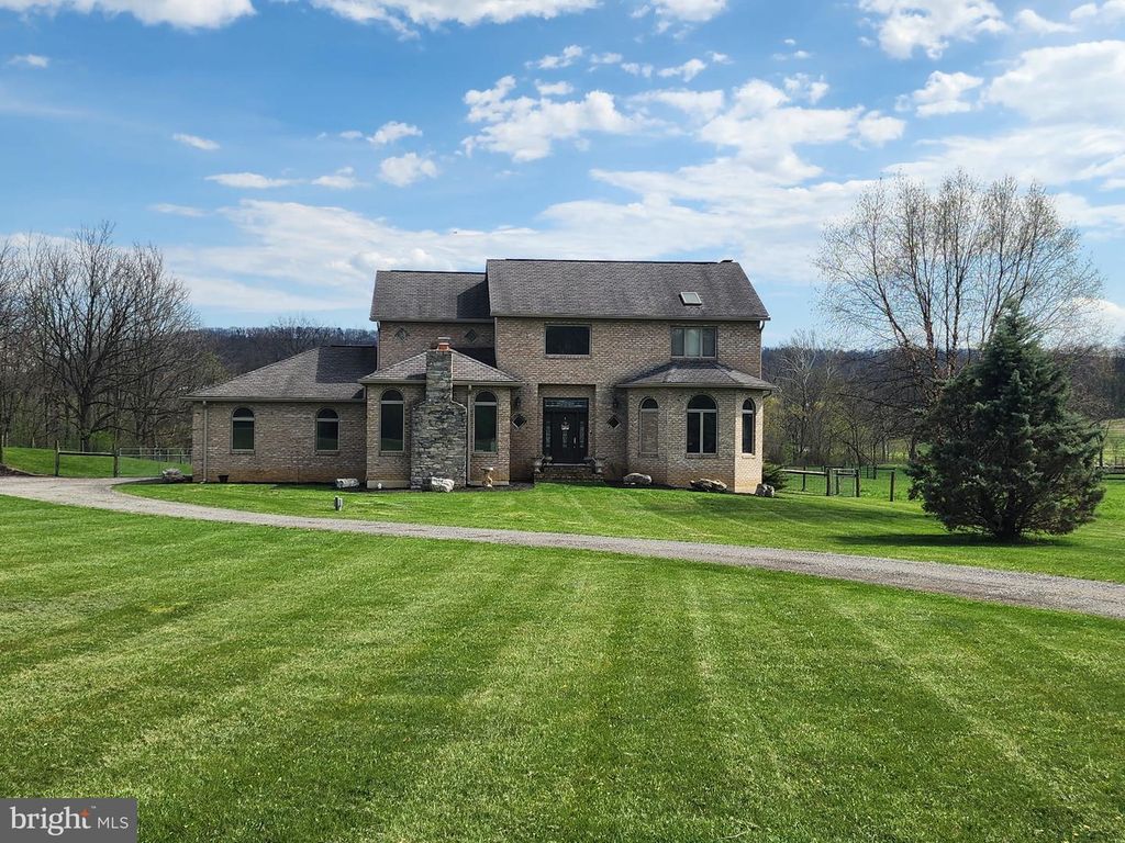 11820 SHIMPSTOWN ROAD, Mercersburg, PA 17236