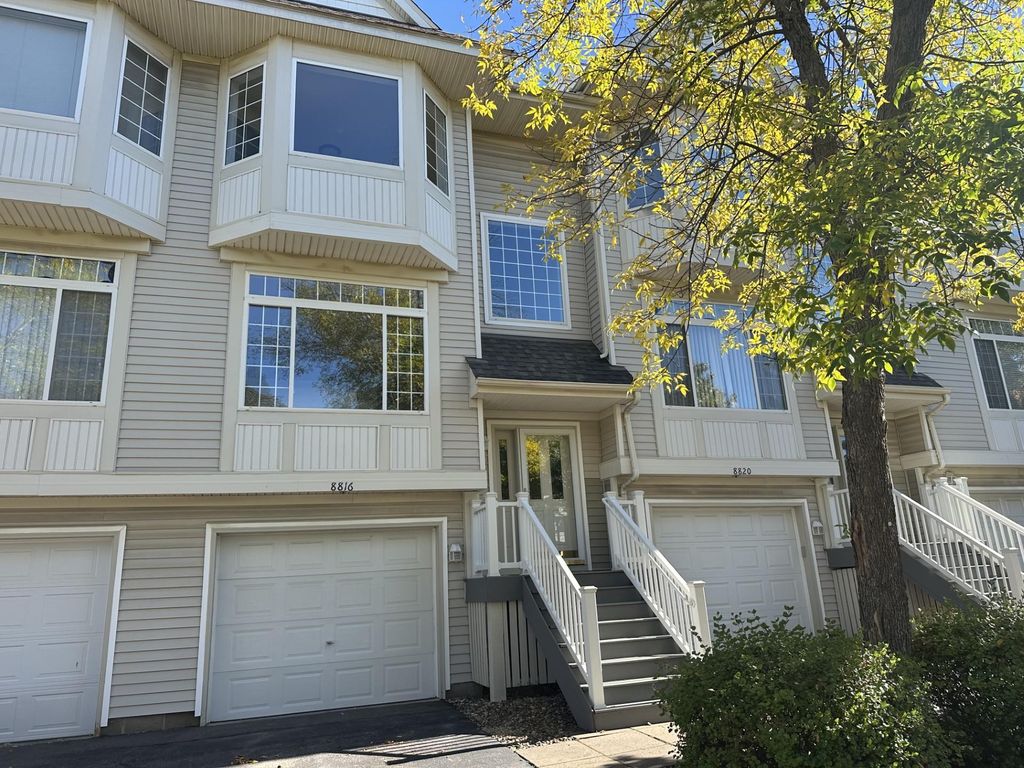 8816 Brunell Way 404, Inver Grove Heights, MN 55076