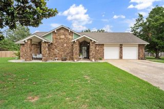 16524 Hickory Drive, Siloam Springs, AR 72761