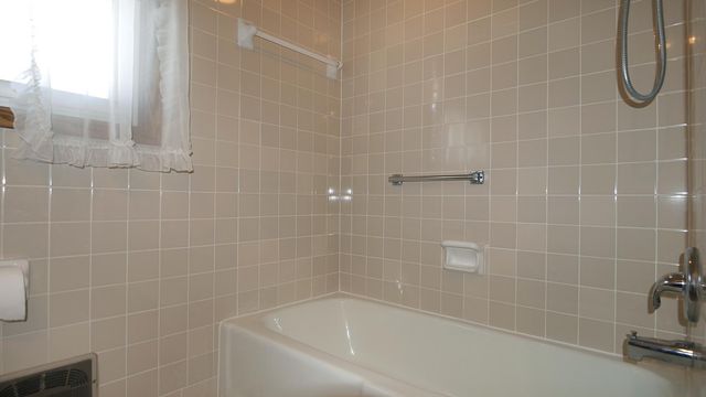 9608 Toledo Road, Bloomington, MN 55437