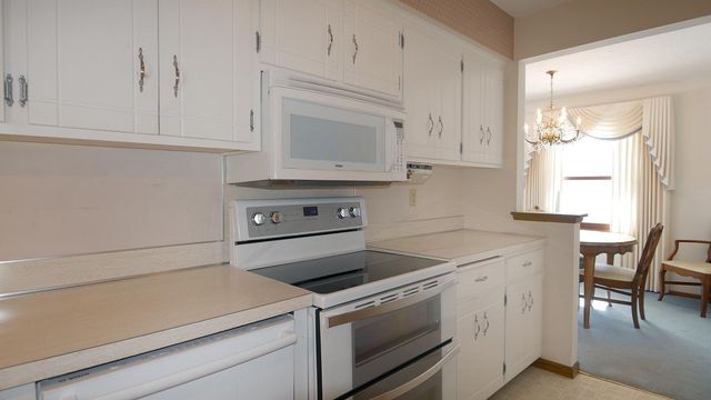 9608 Toledo Road, Bloomington, MN 55437