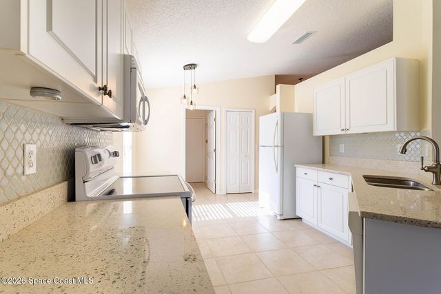 1318 Auburn Lakes Drive, Rockledge, FL 32955