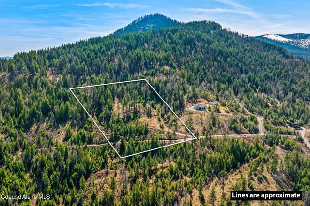 831 Outlook RD, Cocolalla, ID 83813