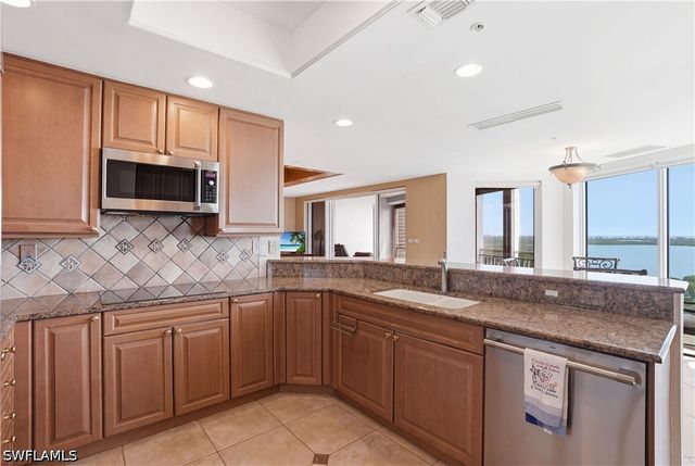4801 Bonita Bay BLVD 1003, Bonita Springs, FL 34134