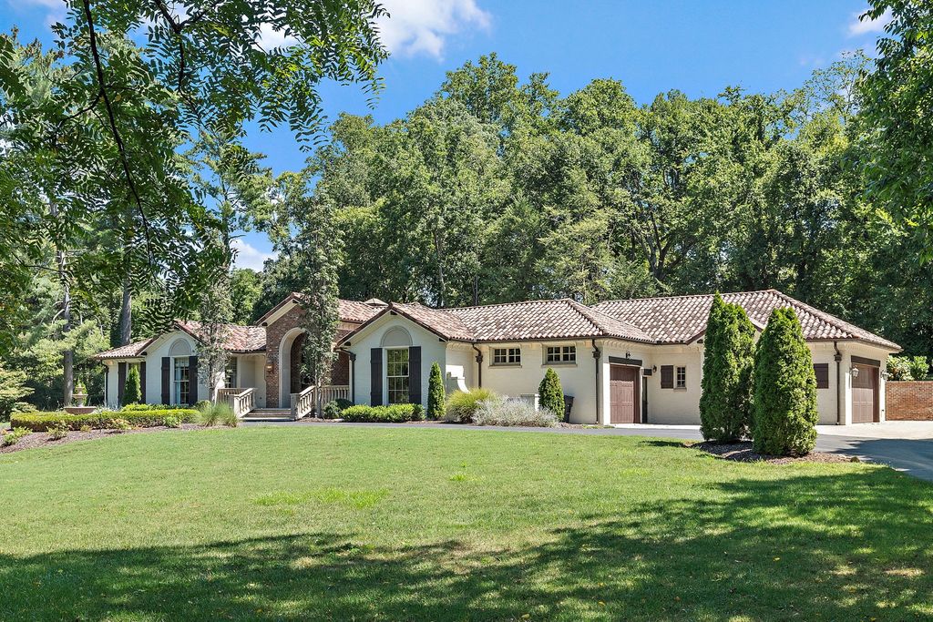 110 Lynnwood Terrace, Nashville, TN 37205