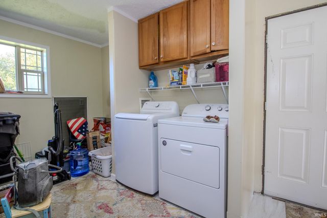 7200 S 250 W, North Judson, IN 46366